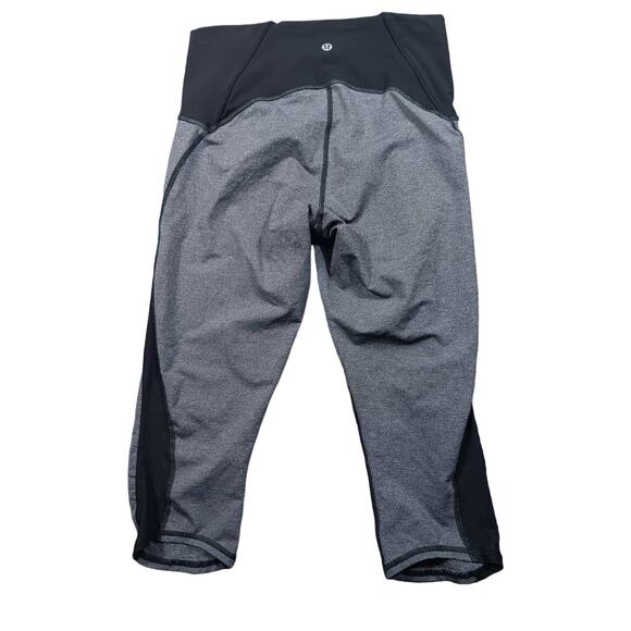 Lululemon Train Times Crop 17" Heathered Black Leggings in Size 8 - Picture 11 of 11